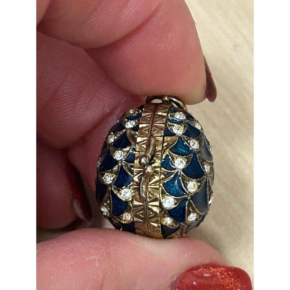 Ring - Picture 6 of 7